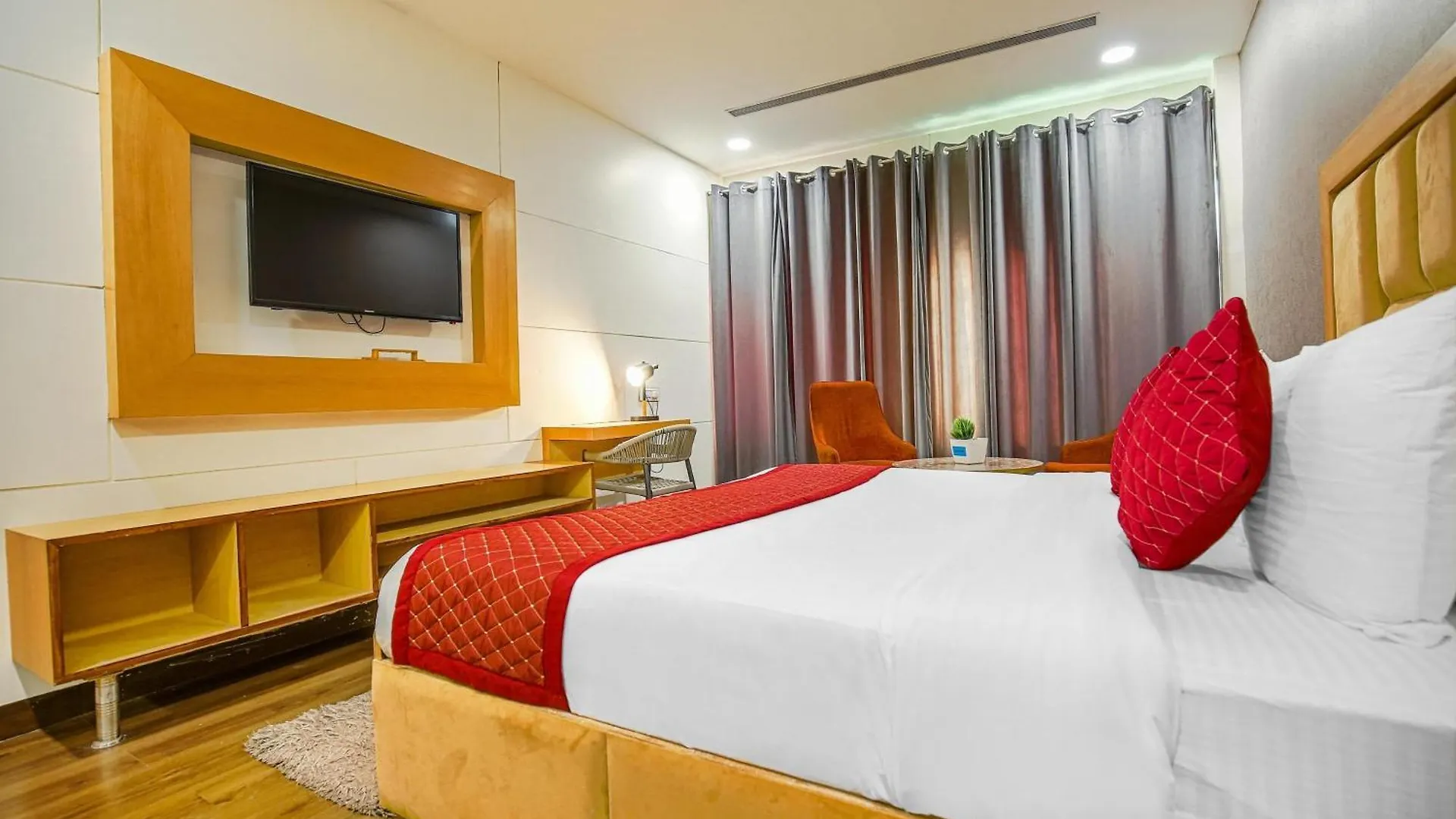 Hotel Royal Infinity Near Delhi Airport New Delhi