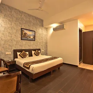 4* Hotel Airport Hotel Tashree Near Yashobhoomi